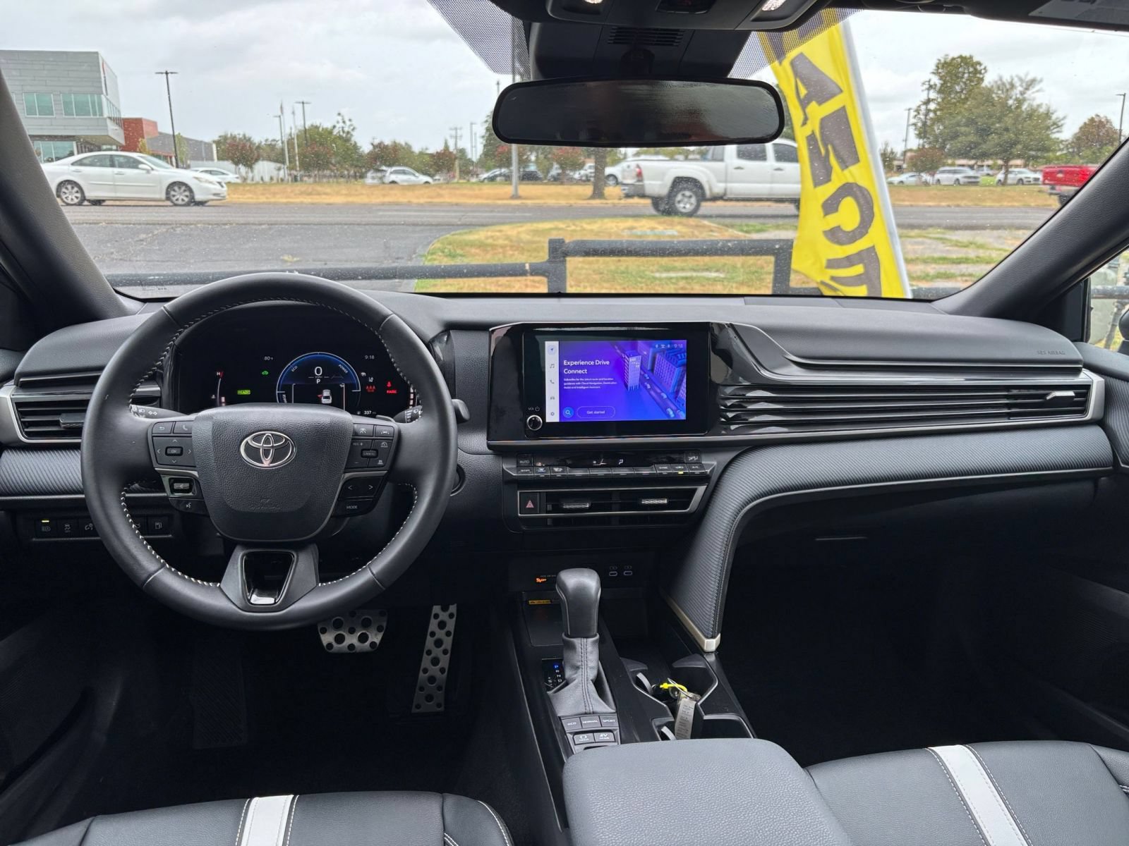 Used 2026 Toyota Camry SE FWD image 33