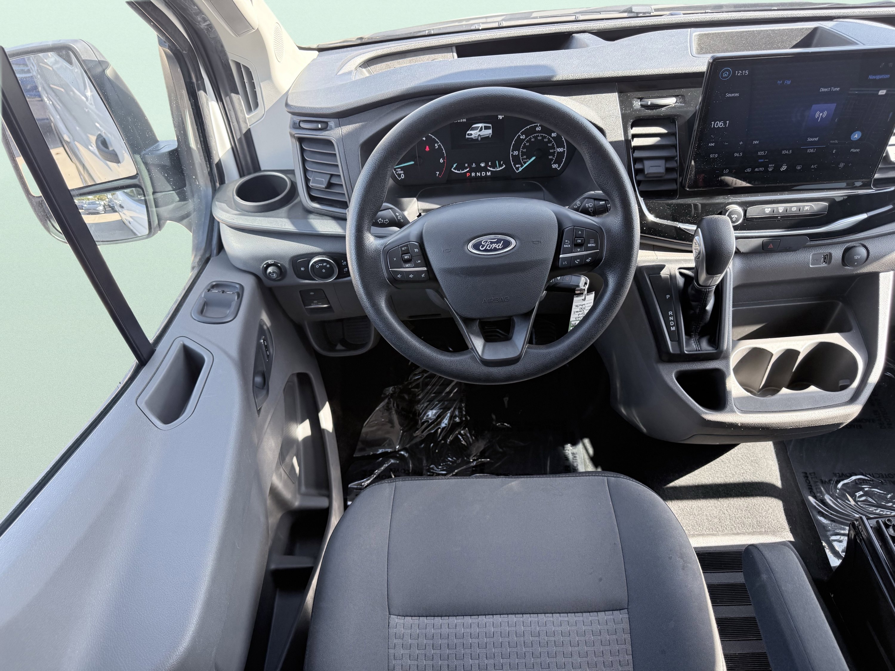 Used 2023 Ford Transit 350 XLT image 33