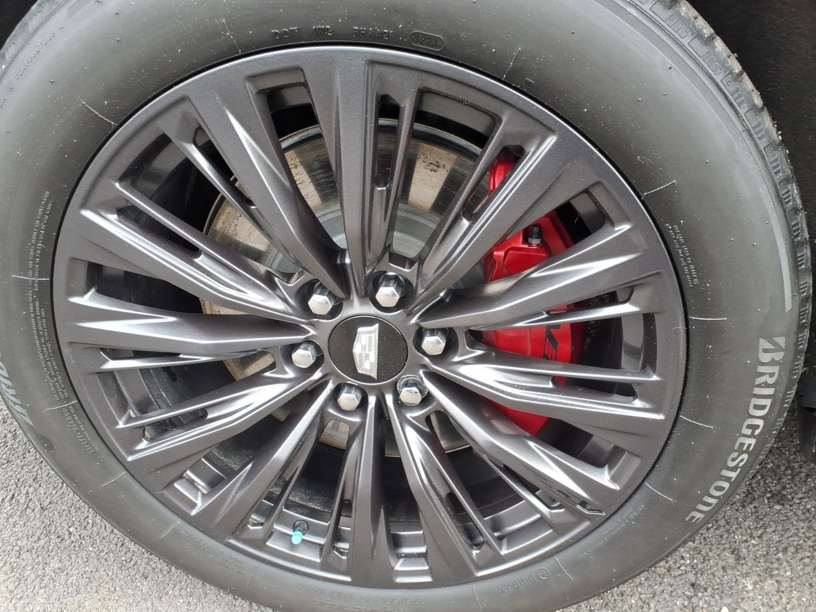Certified 2023 Cadillac Escalade V w/ LPO, ONYX Package image 8