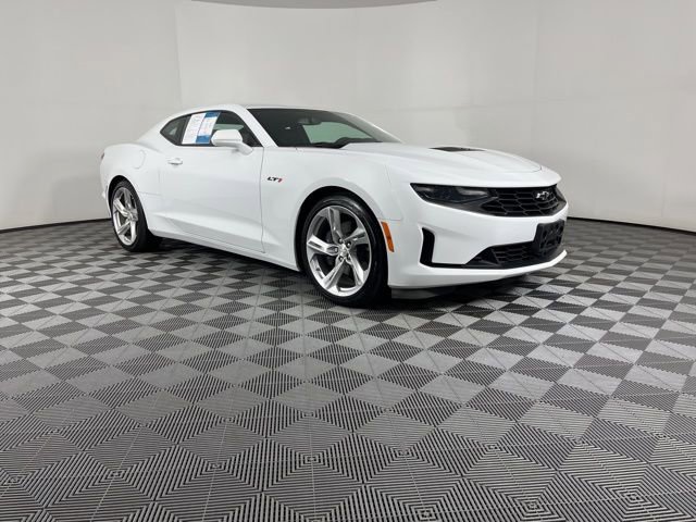 Used 2022 Chevrolet Camaro LT image 2
