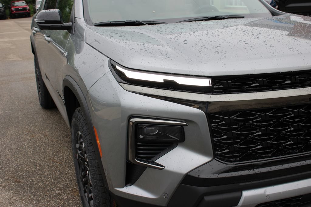 New 2027 Chevrolet Traverse Z71 w/ Enhanced Driving Package AWD/4WD image 6