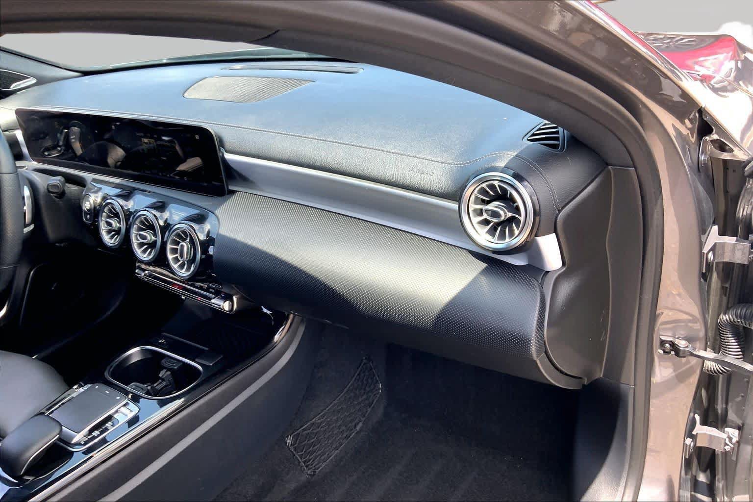 Used 2019 Mercedes-Benz A 220 image 18