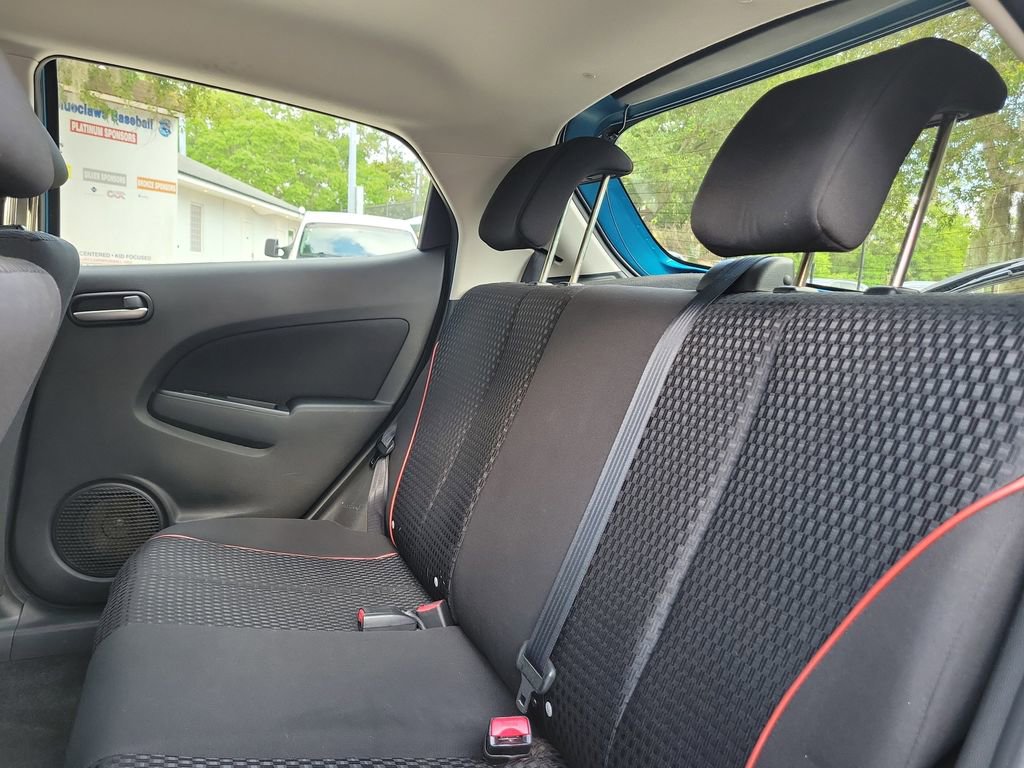 Used 2011 MAZDA MAZDA2 Touring FWD image 16