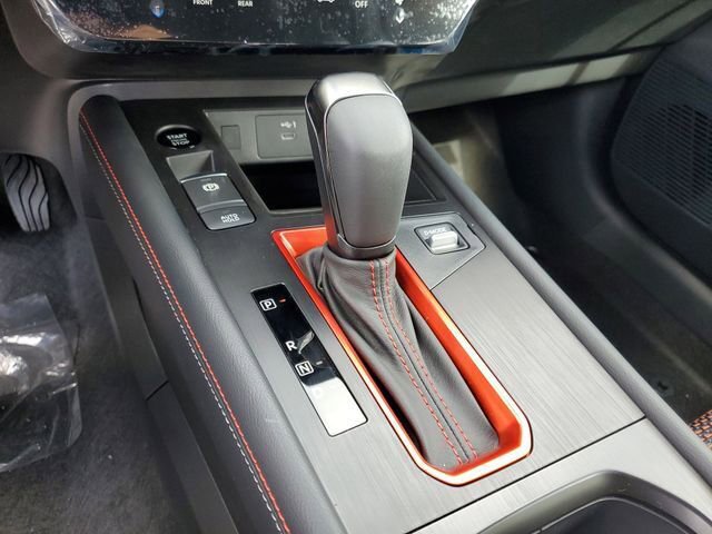 New 2026 Nissan Kicks SR FWD image 15