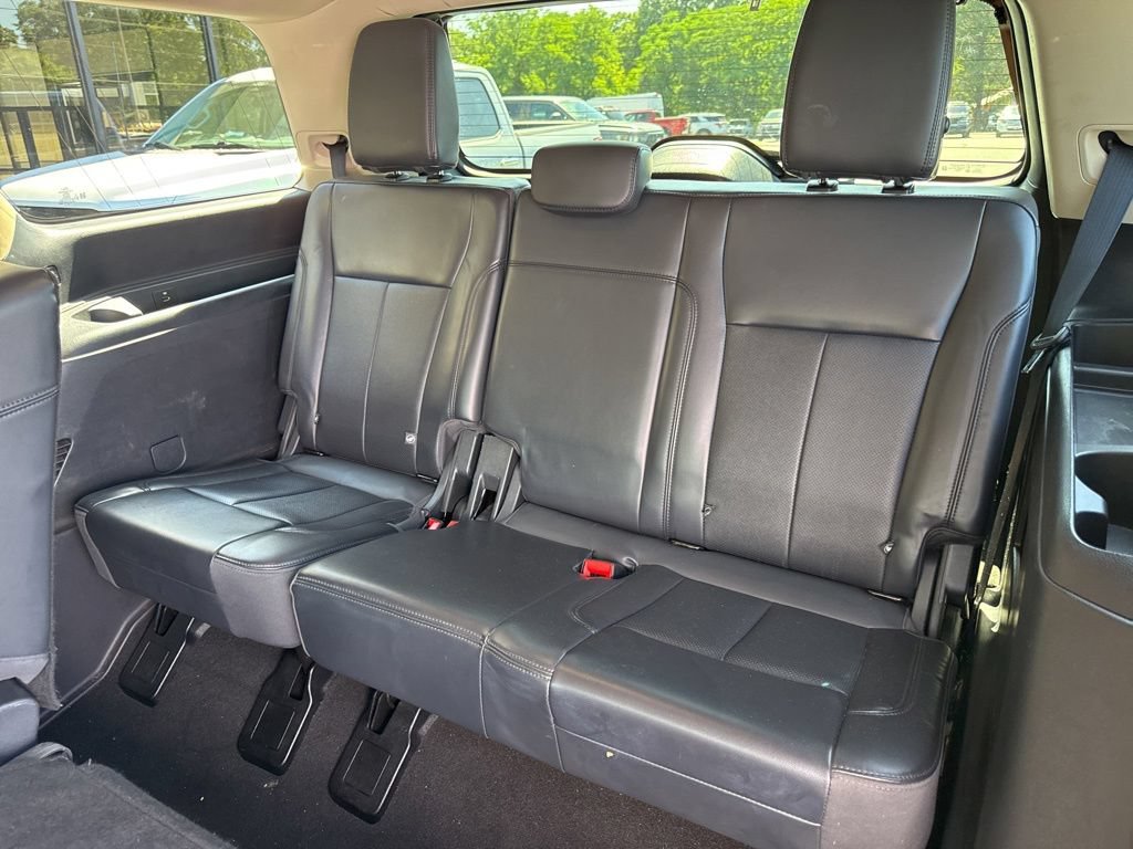 Used 2024 Ford Expedition XLT AWD/4WD image 26