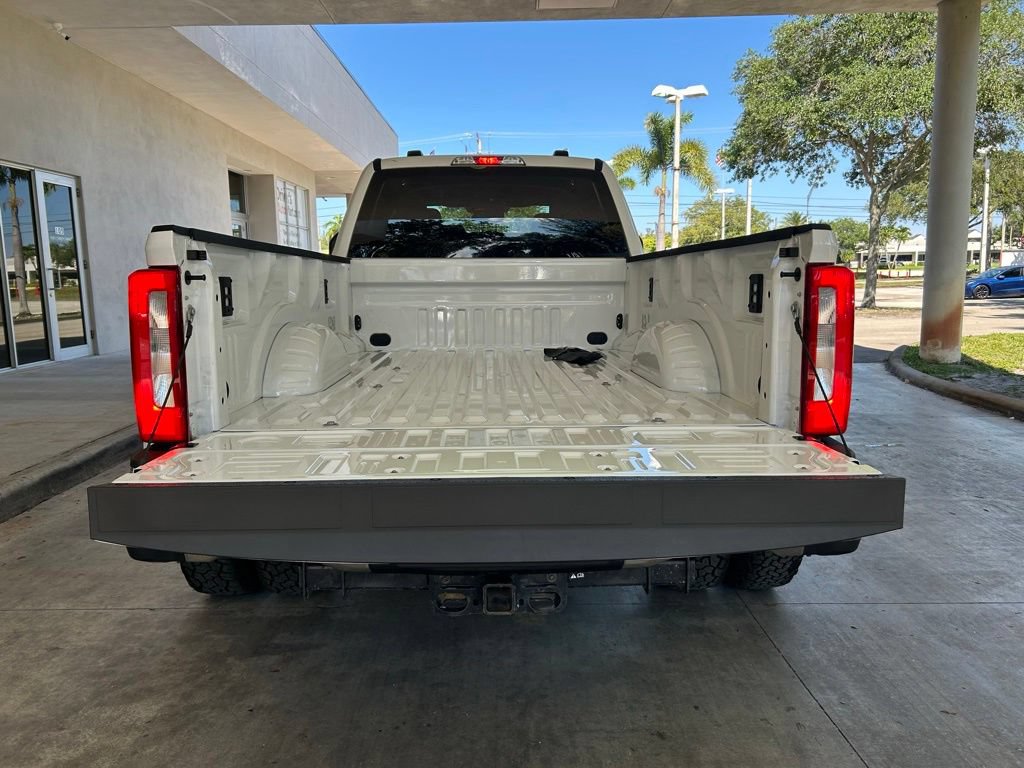 Used 2024 Ford F350 XLT w/ FX4 Off-Road Package AWD/4WD image 34