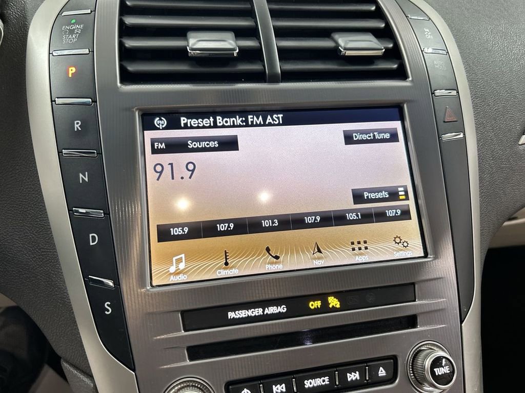 Used 2019 Lincoln MKZ Reserve w/ Reserve Plus Package AWD/4WD image 14