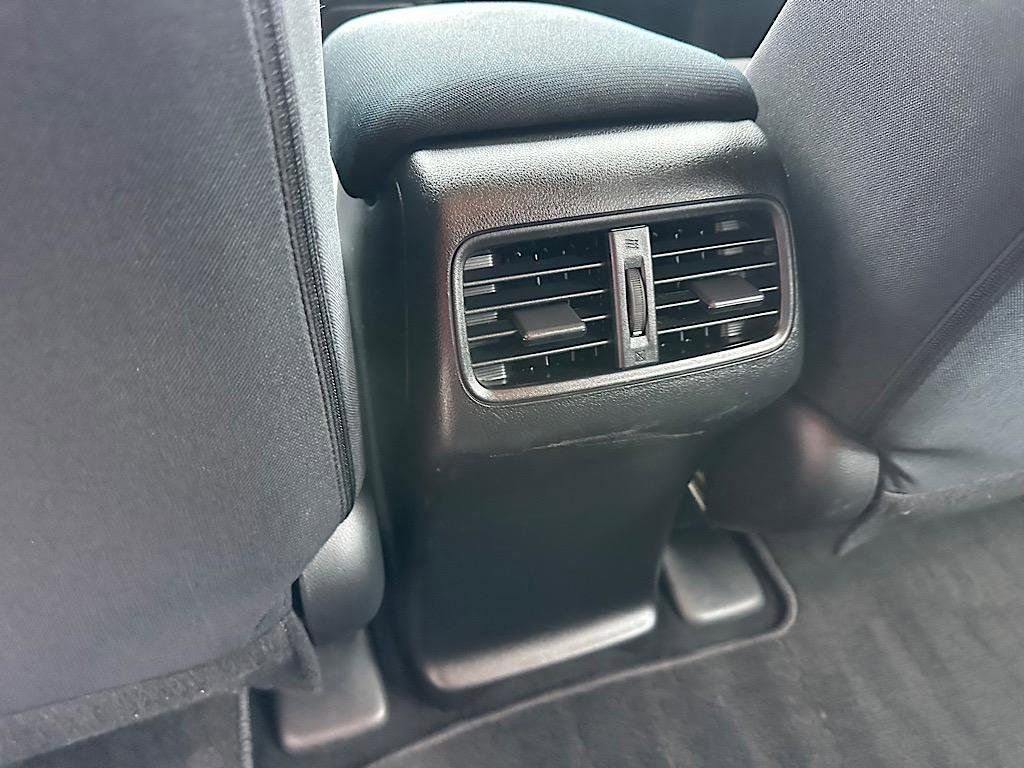 Used 2016 Honda CR-V LX image 18