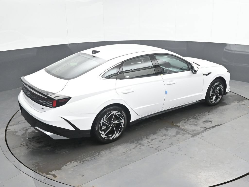 New 2026 Hyundai Sonata SEL AWD/4WD image 12