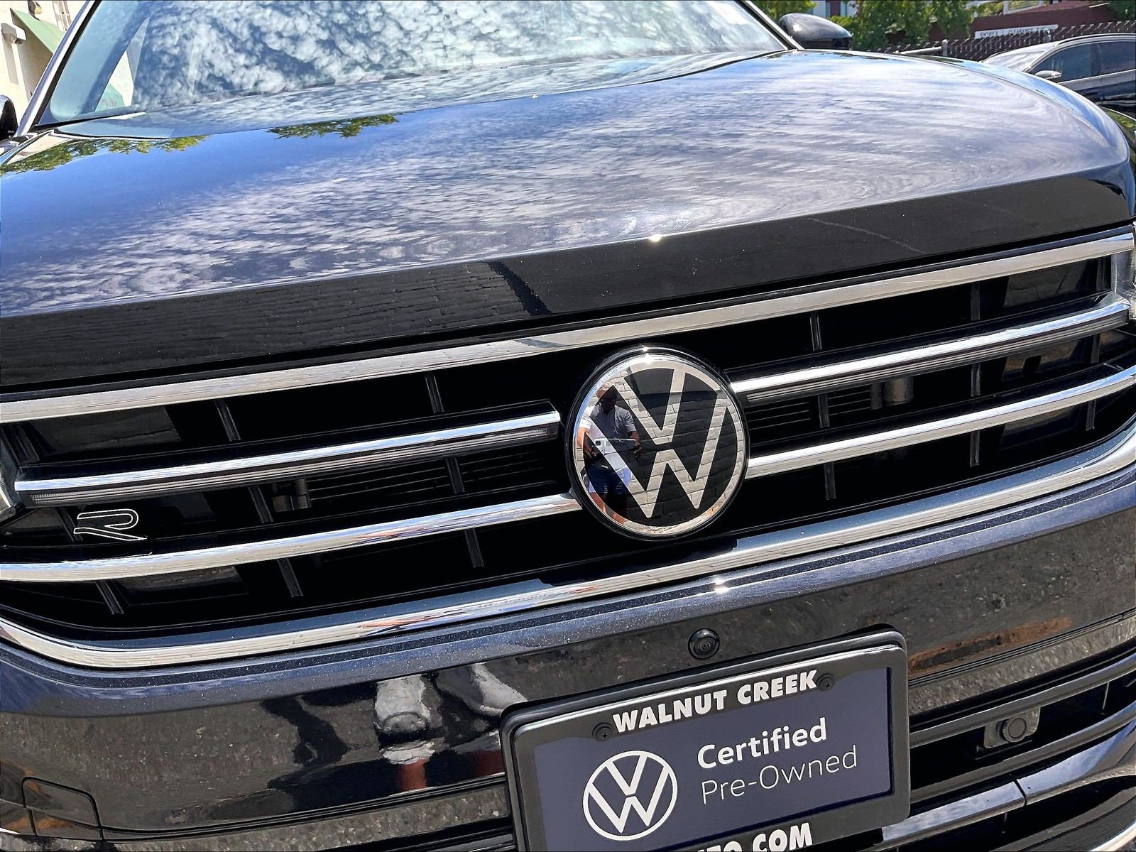 Certified 2024 Volkswagen Tiguan SEL R-Line AWD/4WD image 30