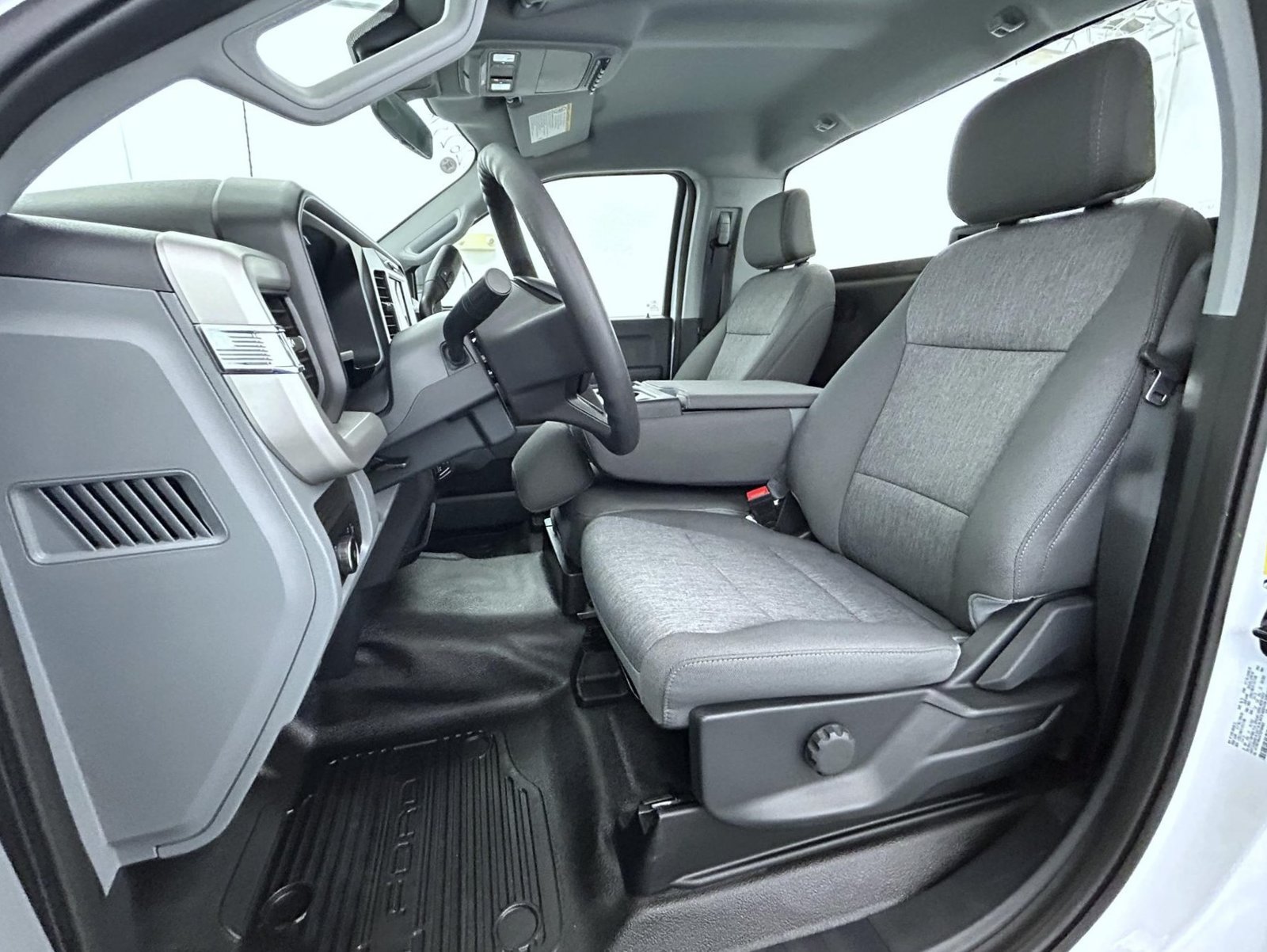 New 2026 Ford F350 XL w/ XL Off-Road Package AWD/4WD image 10