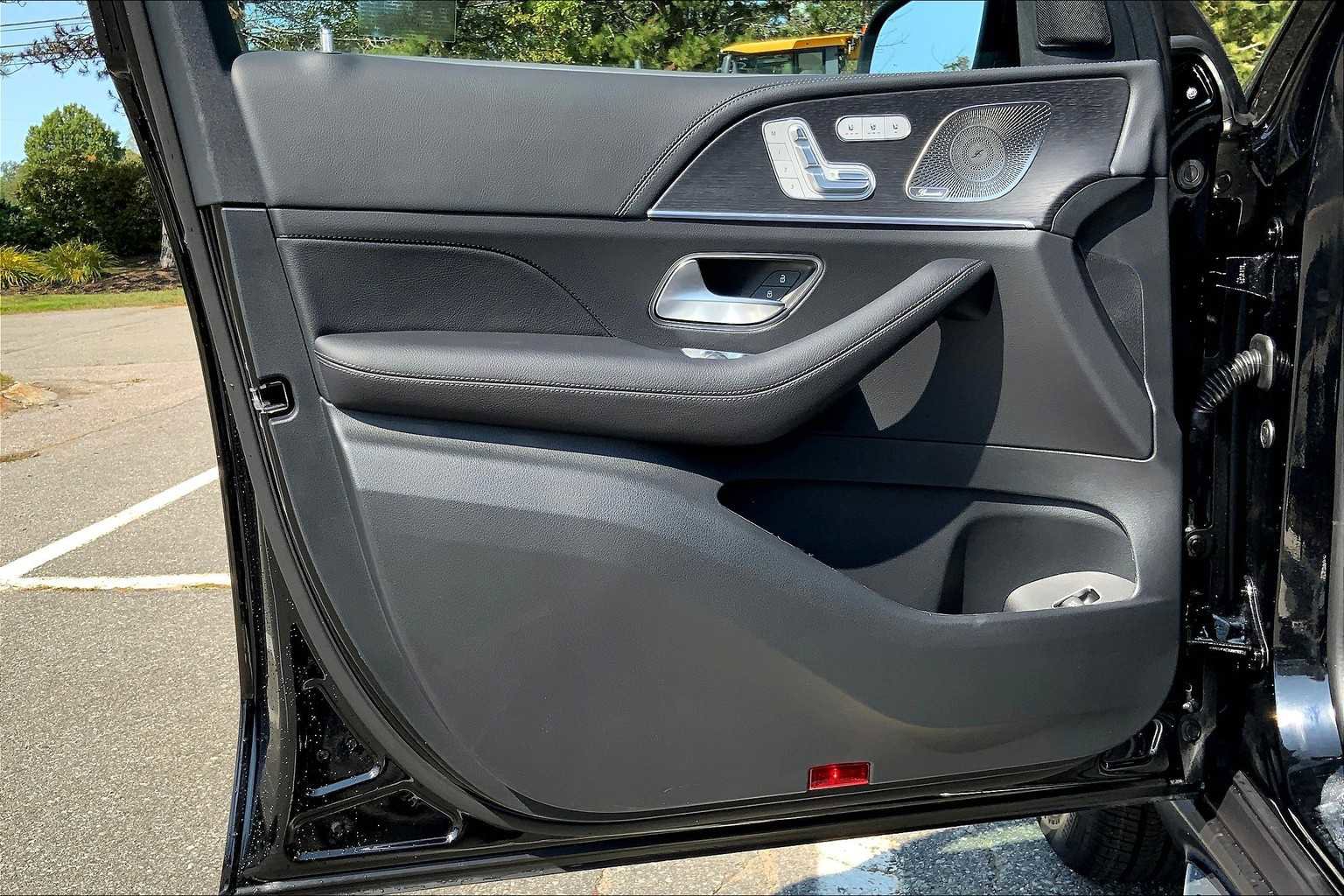 New 2026 Mercedes-Benz GLE 450 4MATIC image 14