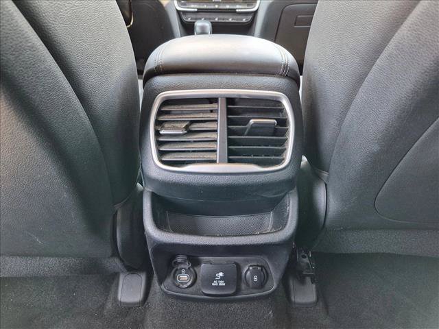 Used 2019 Hyundai Santa Fe FWD image 18