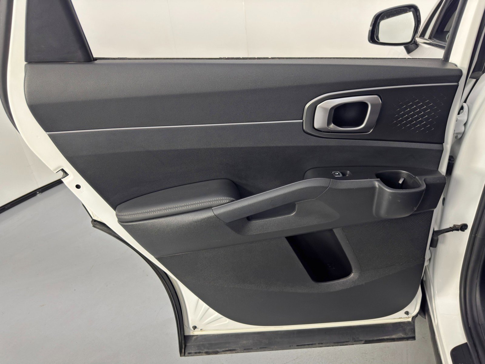 Used 2021 Kia Sorento S image 40