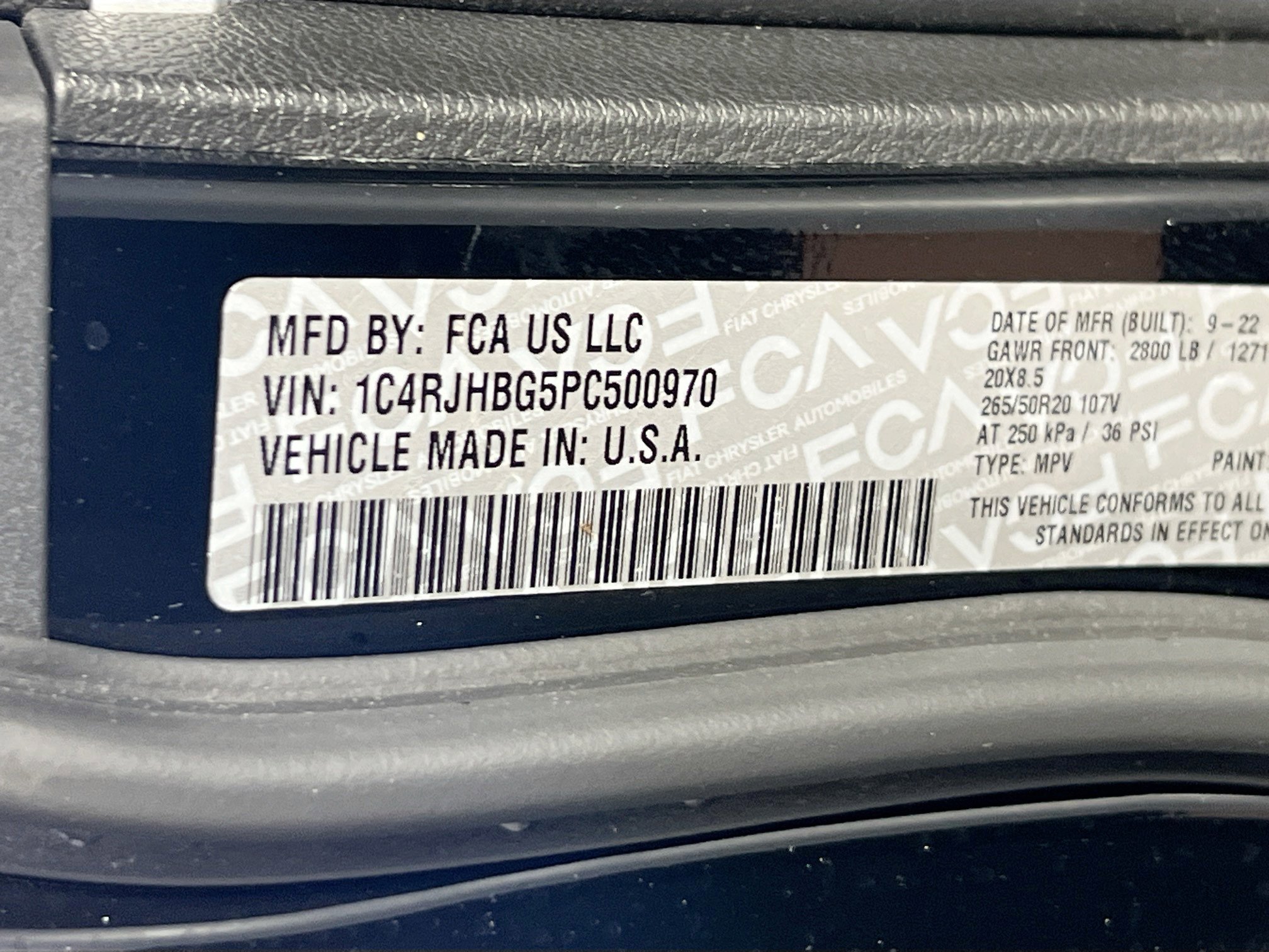 Used 2023 Jeep Grand Cherokee Limited w/ Black Appearance Package image 31