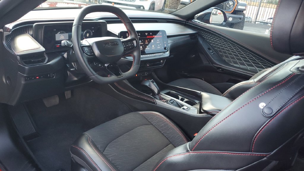 Used 2026 Dodge Charger Scat Pack w/ Blacktop Package AWD/4WD image 17