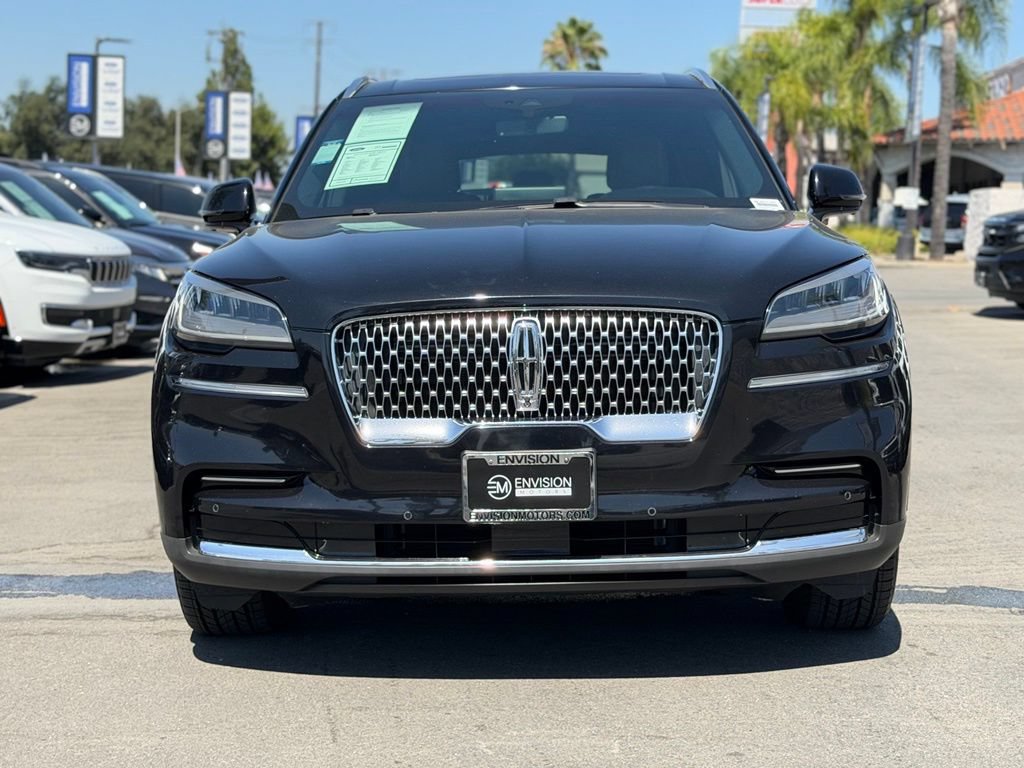 Used 2022 Lincoln Aviator Reserve AWD/4WD image 4