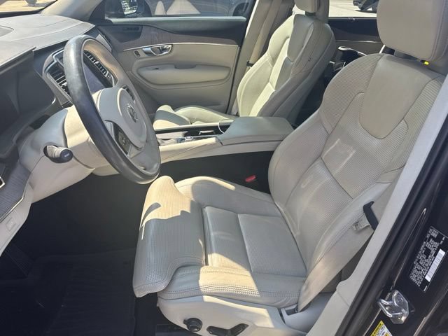 Used 2021 Volvo XC90 T6 Inscription w/ Protection Package AWD/4WD image 4