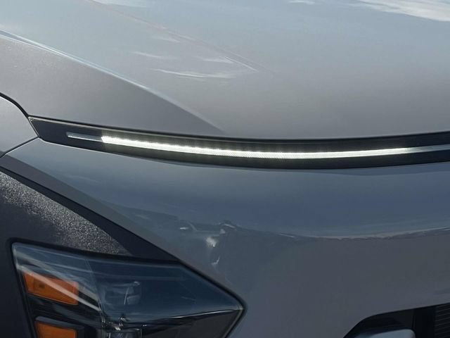 Used 2024 Hyundai Kona SE AWD/4WD image 11