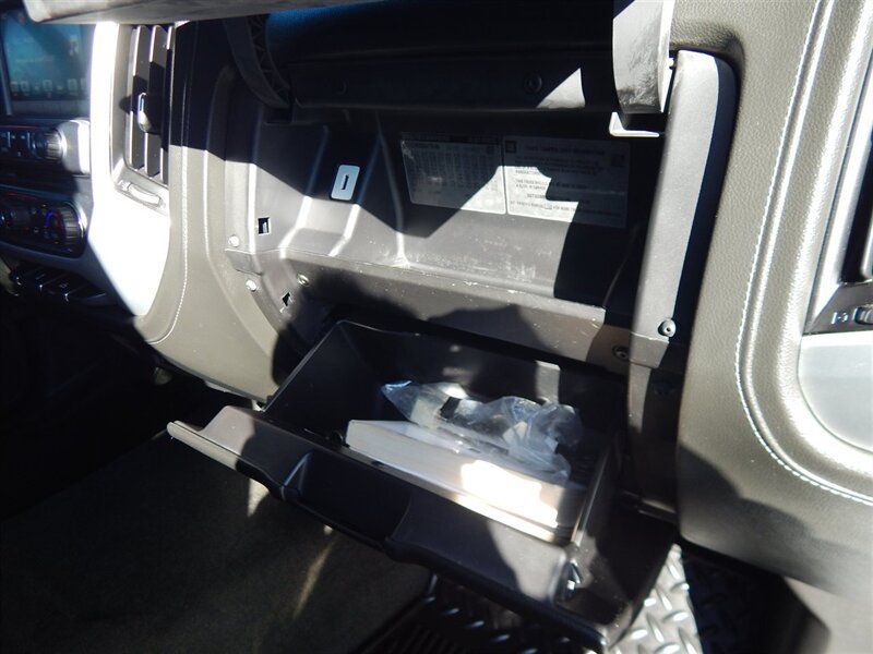 Used 2016 GMC Sierra 1500 SLE w/ SLE Value Package AWD/4WD image 18