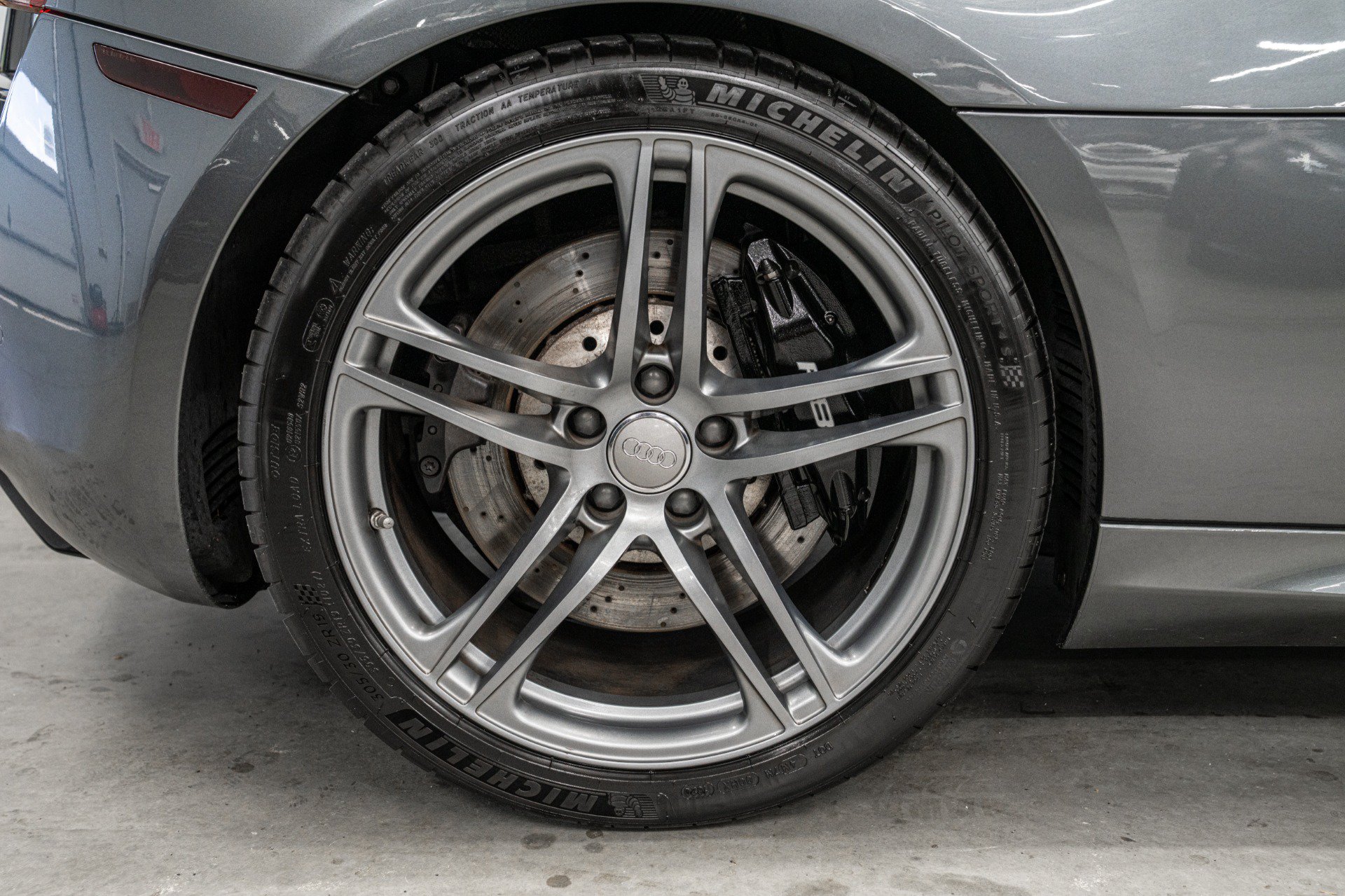 Used 2012 Audi R8 V10 AWD/4WD image 35