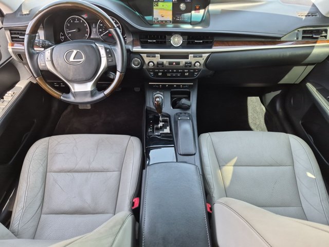 Used 2015 Lexus ES 350 w/ Luxury Package FWD image 25