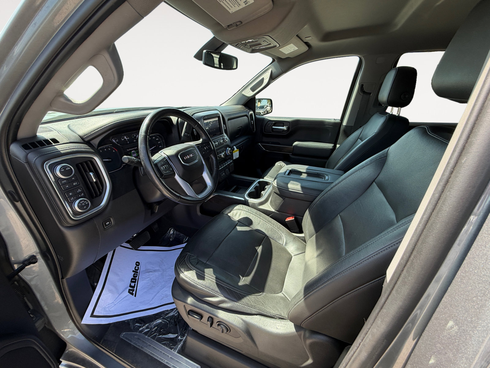 Used 2020 GMC Sierra 1500 SLT AWD/4WD image 17