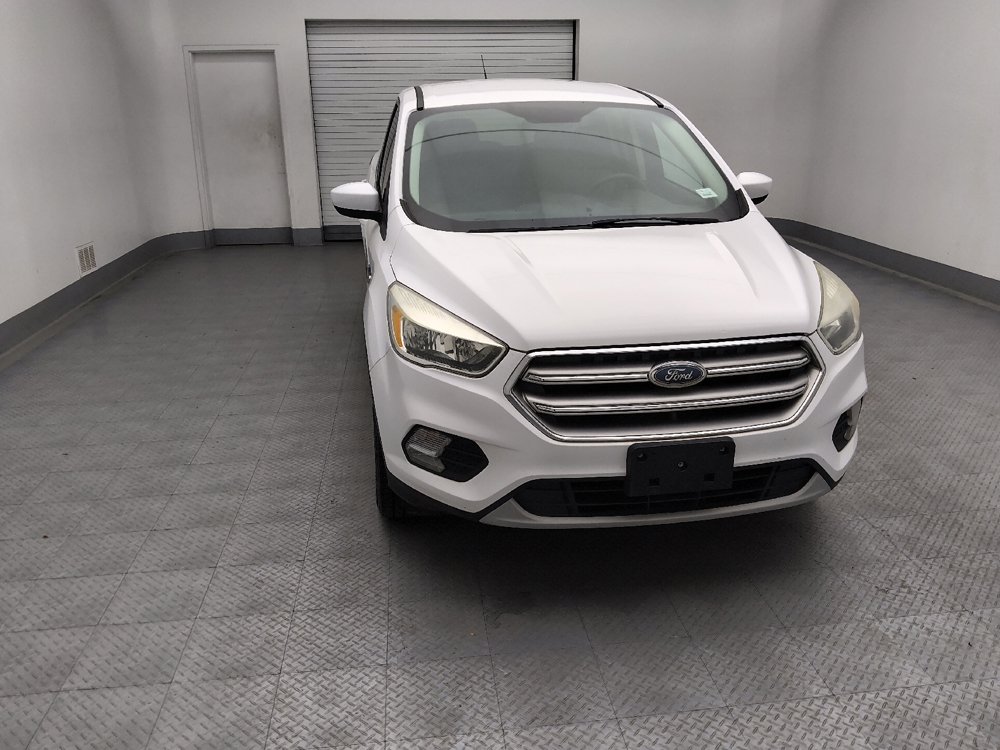 Used 2017 Ford Escape SE FWD image 14