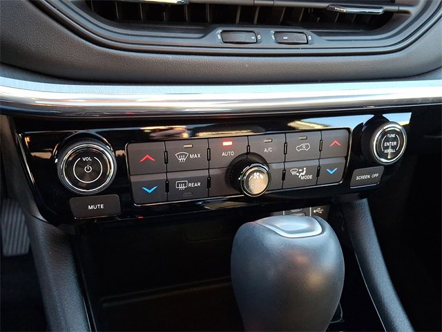 Used 2023 Jeep Compass High Altitude image 16