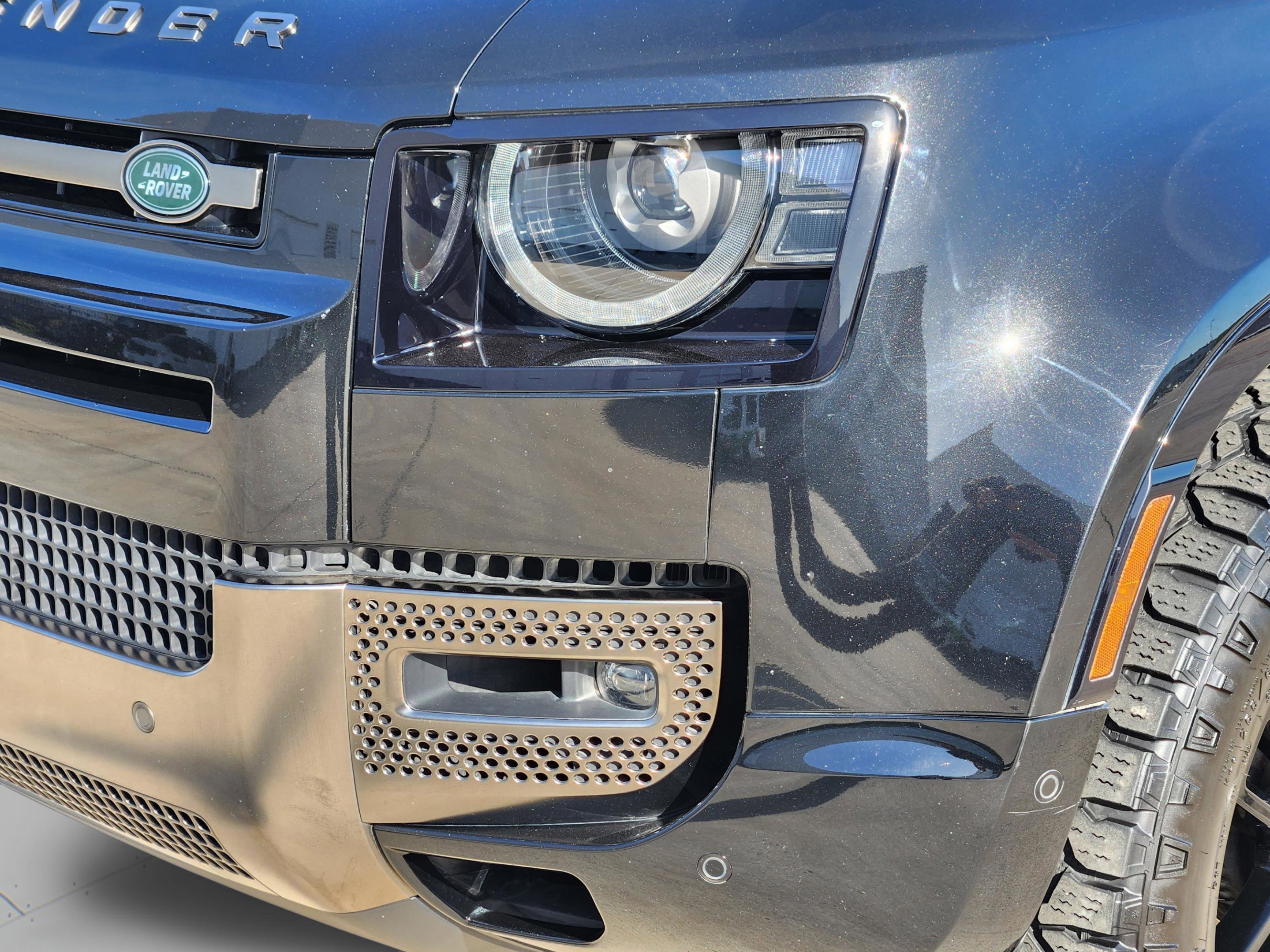 Used 2020 Land Rover Defender 110 X image 8