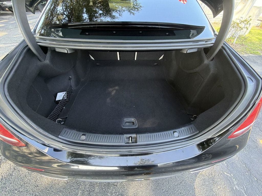 Used 2018 Mercedes-Benz E 300 image 24