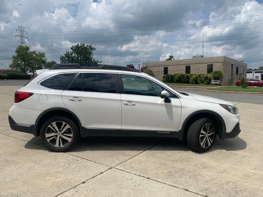 Used 2019 Subaru Outback 2.5i Limited w/ Protection Package #1 AWD/4WD image 13