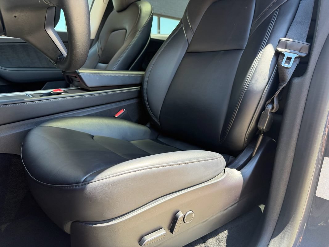 Used 2023 Tesla Model Y Long Range AWD/4WD image 26