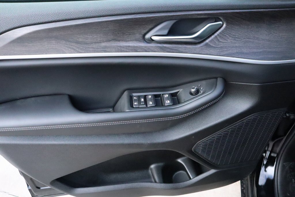 New 2026 Jeep Grand Cherokee Laredo image 16