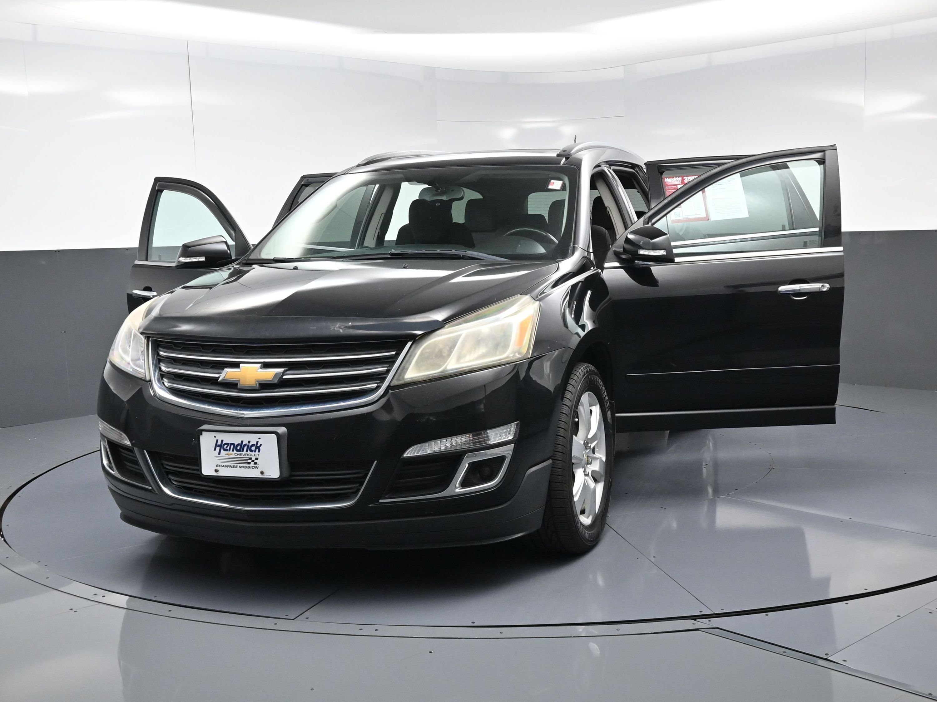 Used 2016 Chevrolet Traverse LT w/ Style and Technology Package image 23