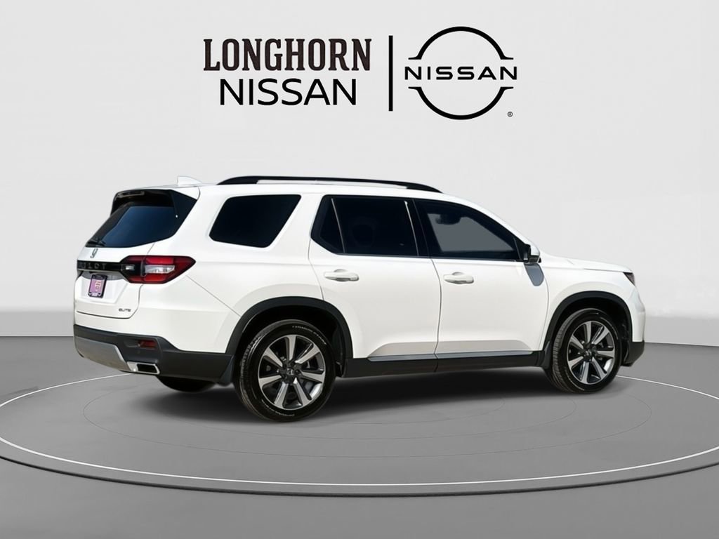 Used 2025 Honda Pilot Elite image 7