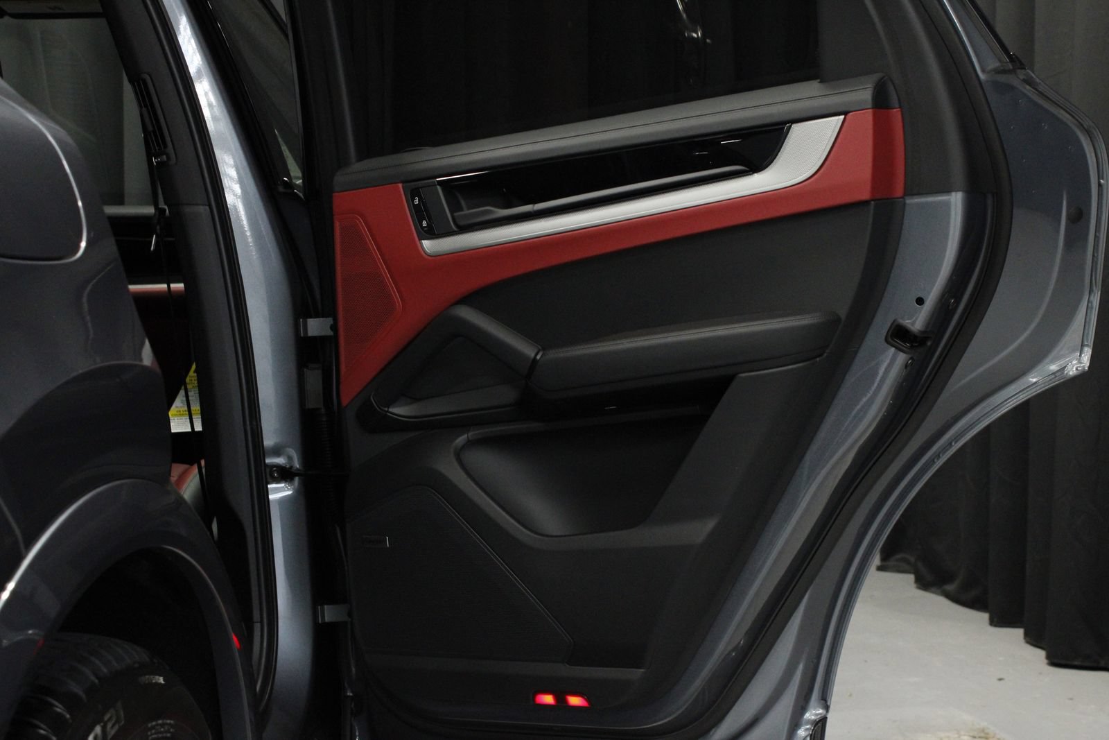 New 2026 Porsche Cayenne AWD/4WD image 15