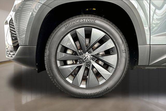 Used 2022 Volkswagen Taos S AWD/4WD image 34