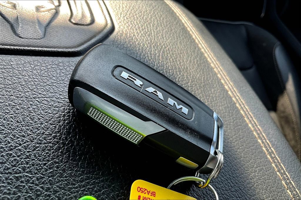 Used 2024 RAM 1500 Laramie image 14
