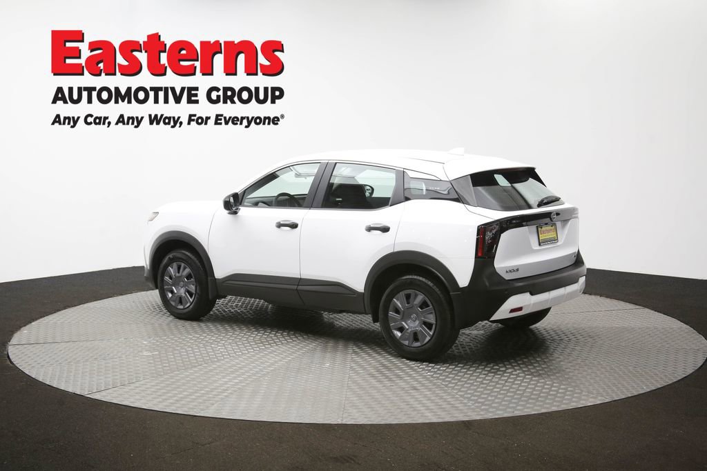 Used 2025 Nissan Kicks S image 62