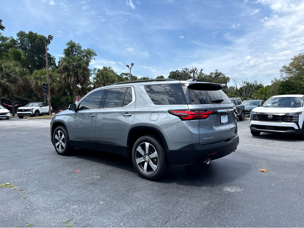 Used 2023 Chevrolet Traverse LT w/ LT Premium Package FWD image 31