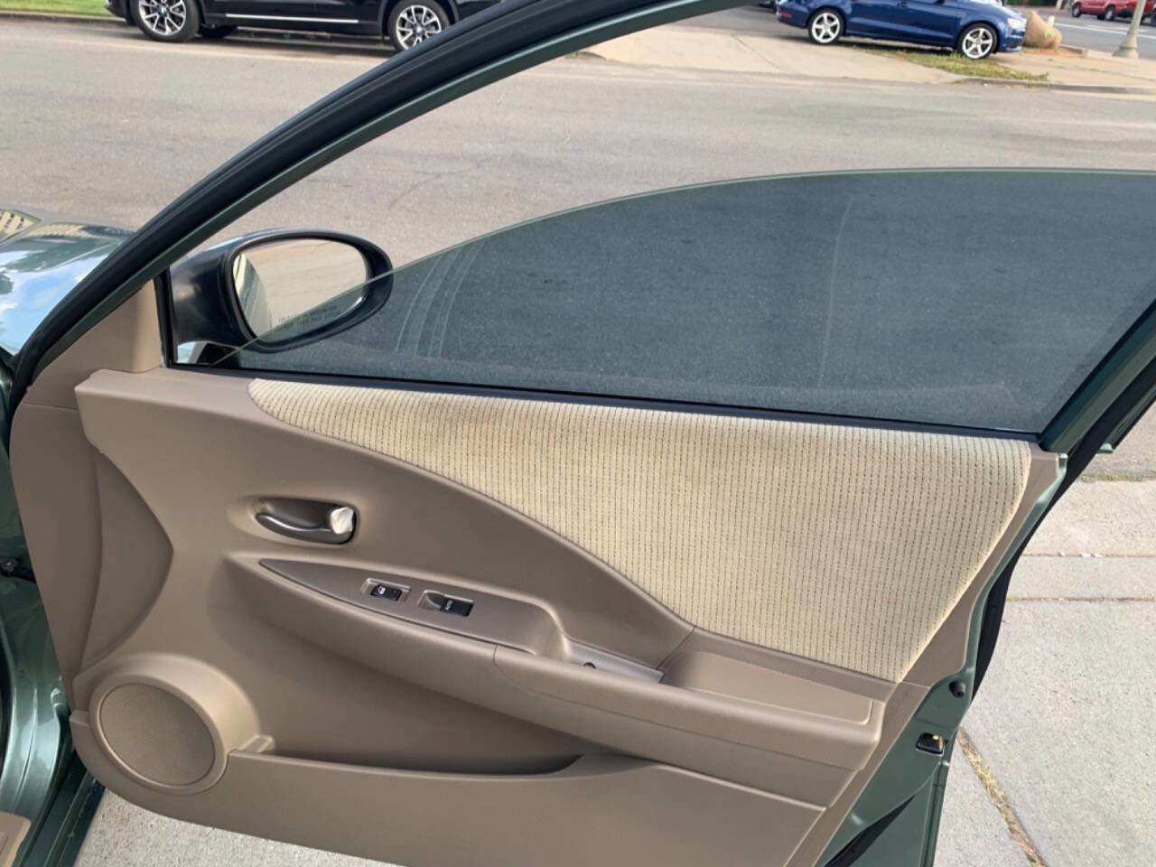 Used 2003 Nissan Altima 3.5 SE FWD image 12