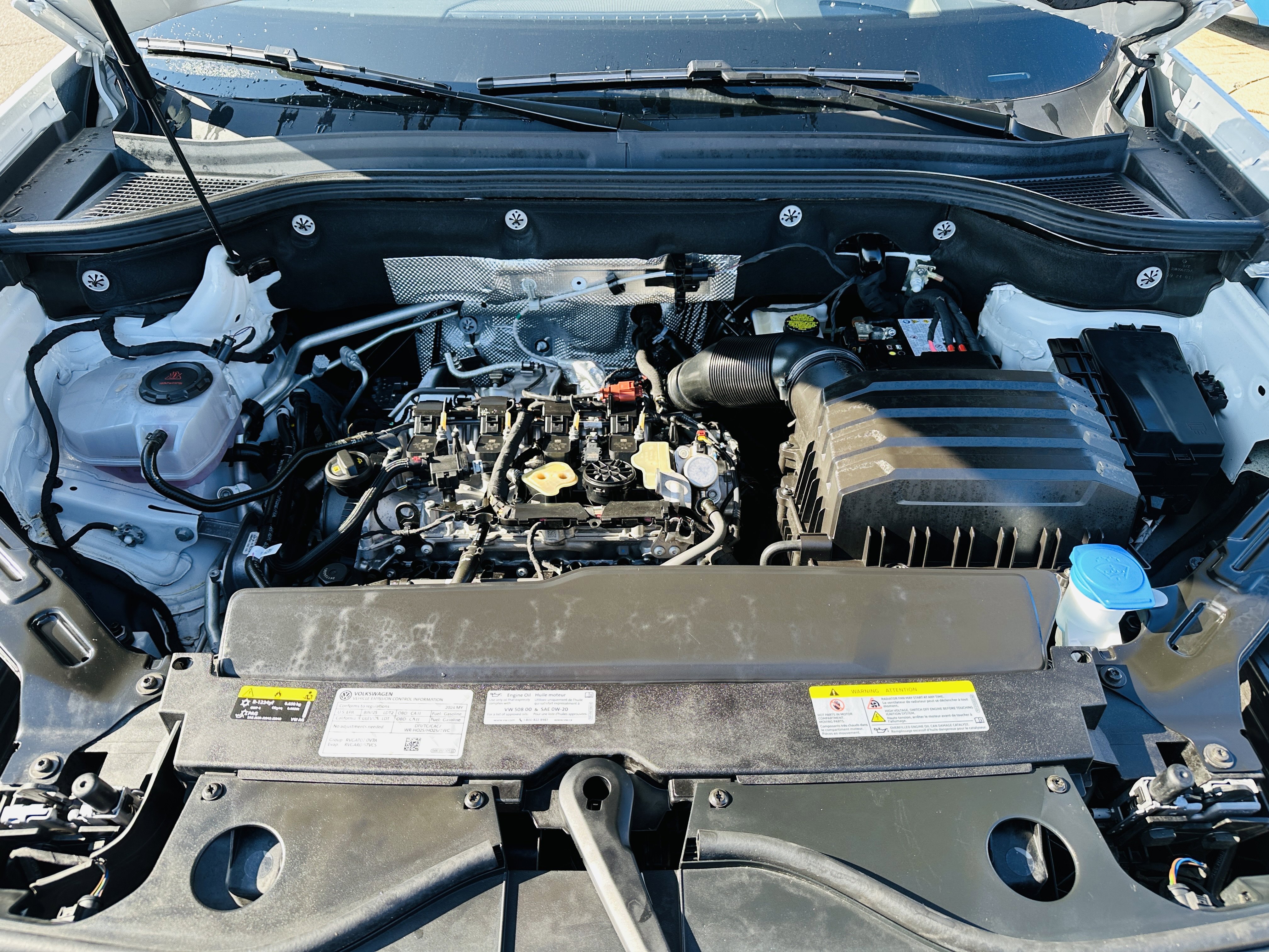 Used 2024 Volkswagen Atlas Peak Edition SEL image 9