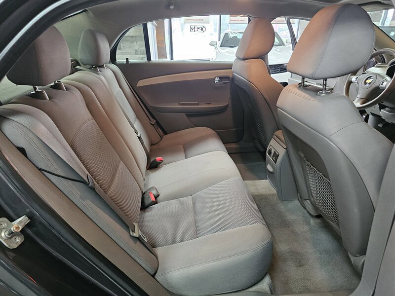 Used 2011 Chevrolet Malibu LT w/ Power Convenience Package FWD image 18