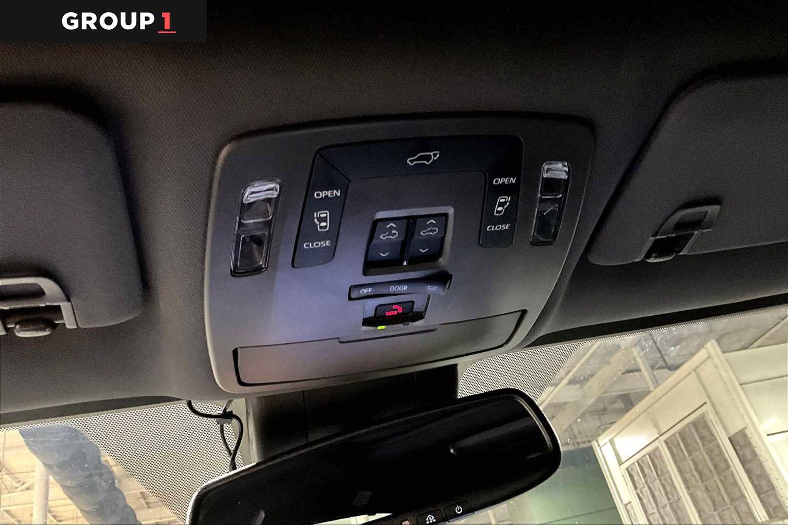 Certified 2024 Toyota Sienna XLE Woodland Edition AWD/4WD image 36
