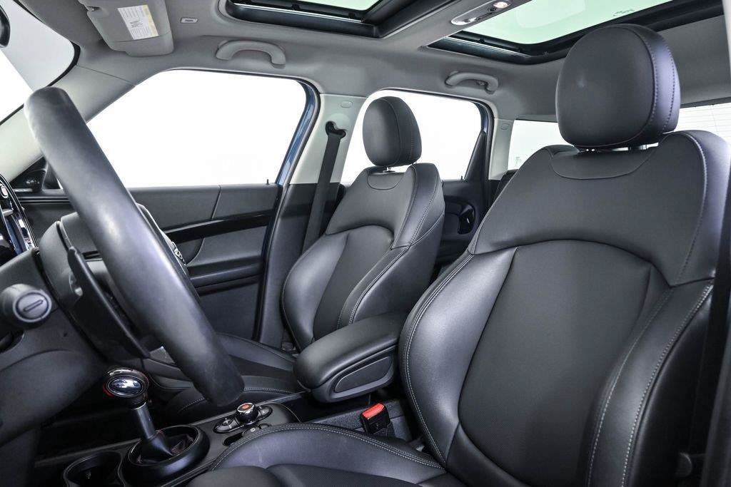 Used 2019 MINI Cooper Countryman S w/ Premium Package FWD image 5