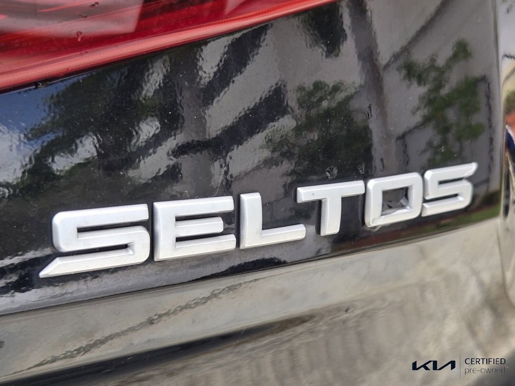 Used 2023 Kia Seltos S FWD image 16