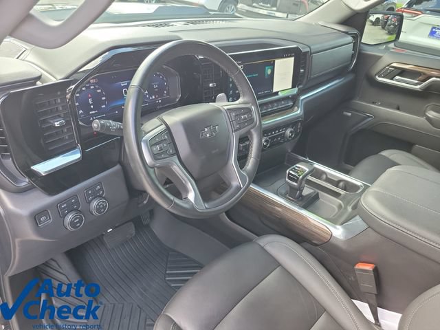 Used 2024 Chevrolet Silverado 1500 LT Trail Boss w/ Convenience Package II AWD/4WD image 20
