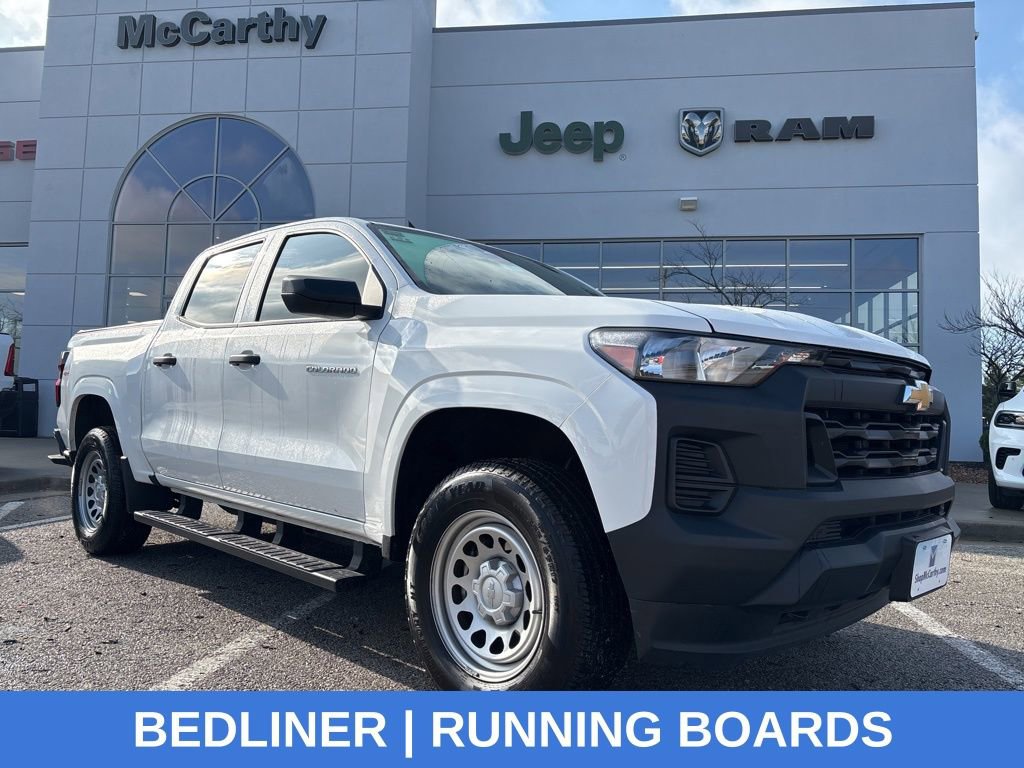 Used 2025 Chevrolet Colorado W/T image 1
