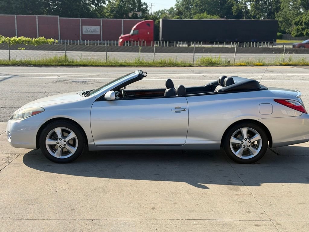 Used 2008 Toyota Solara SLE FWD image 2